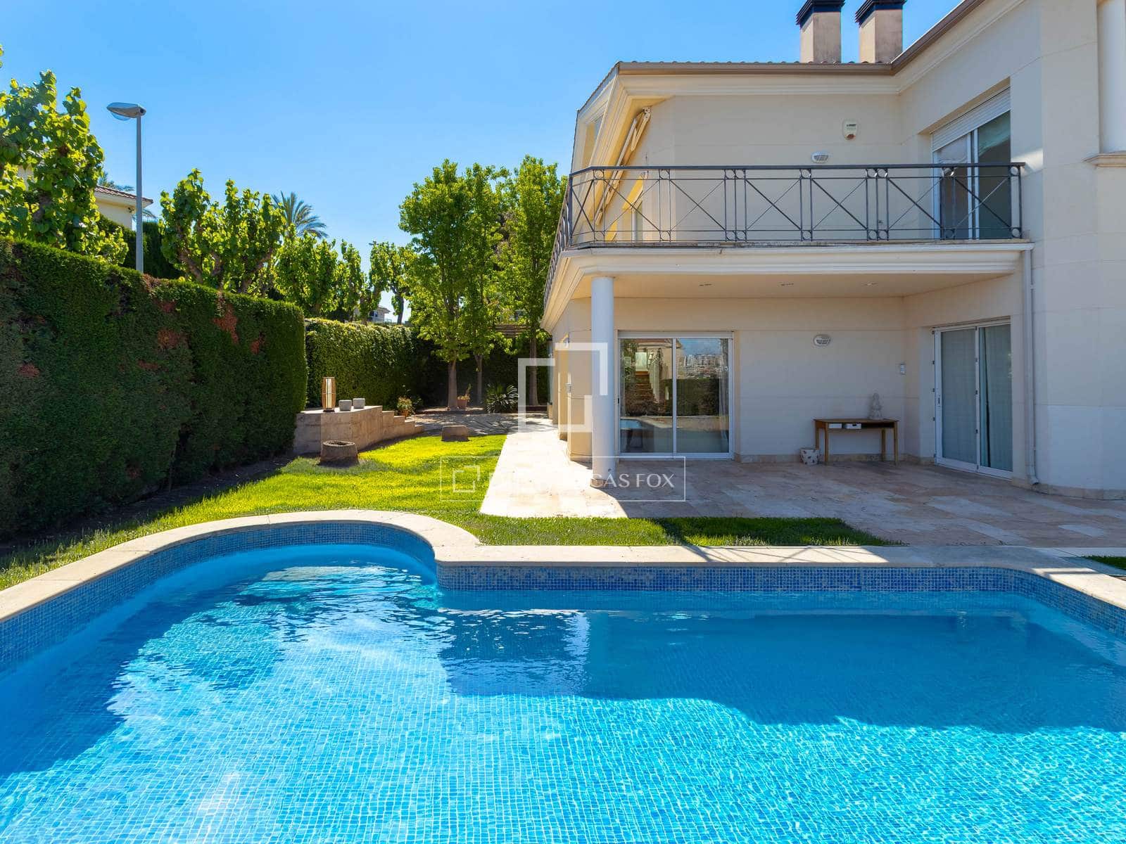 5 bedroom Villa for sale in Alella with pool garage - € 1,500,000 (Ref: 9821360)