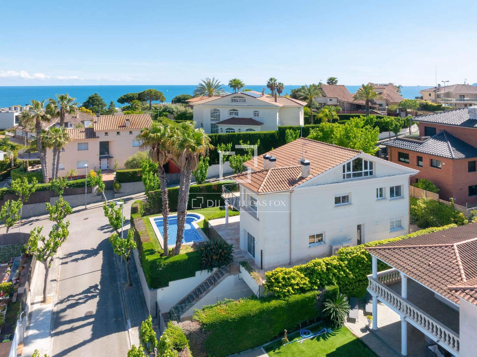 5 bedroom Villa for sale in Alella with pool garage - € 1,500,000 (Ref: 9821360)