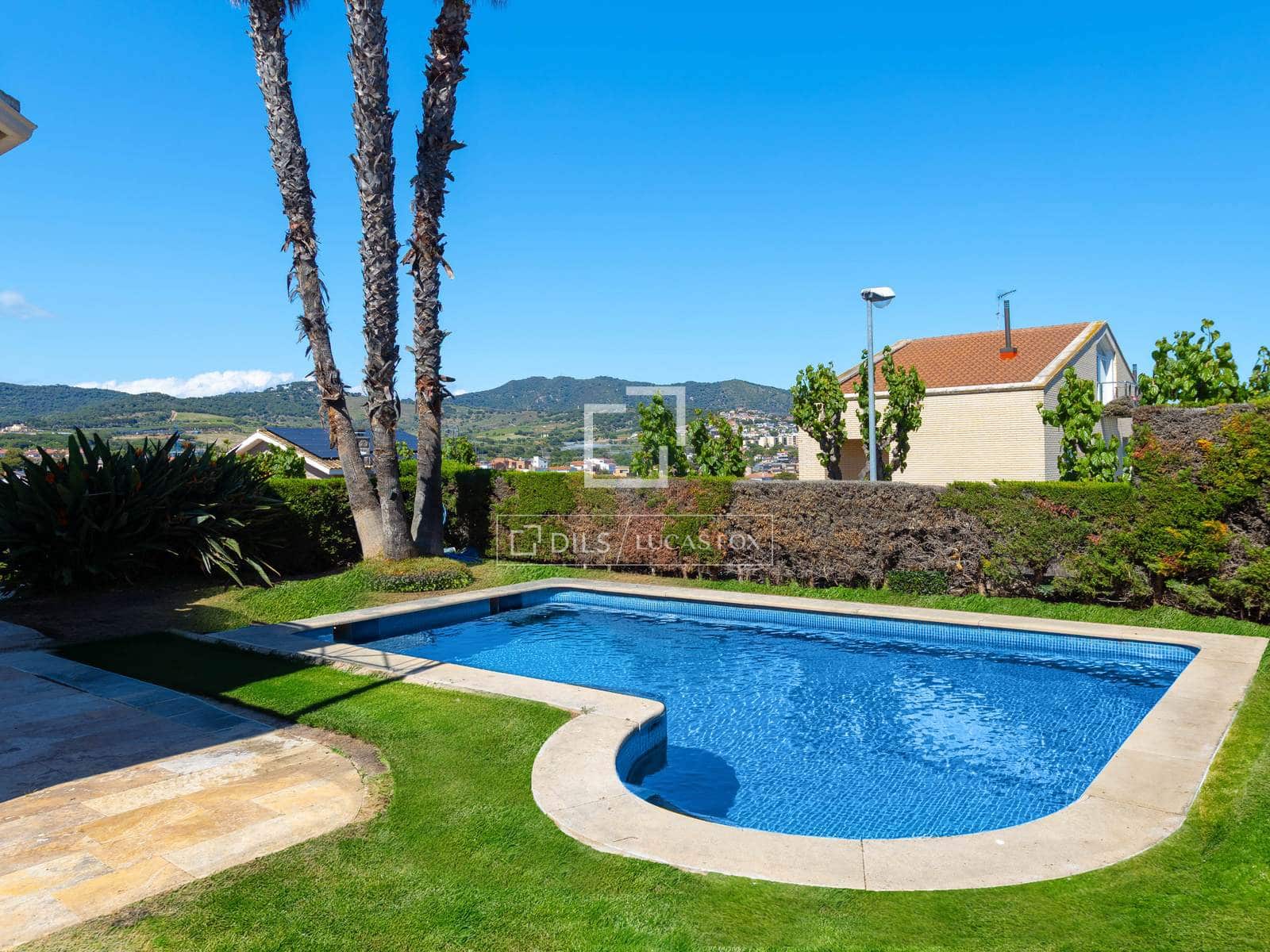 5 bedroom Villa for sale in Alella with pool garage - € 1,500,000 (Ref: 9821360)