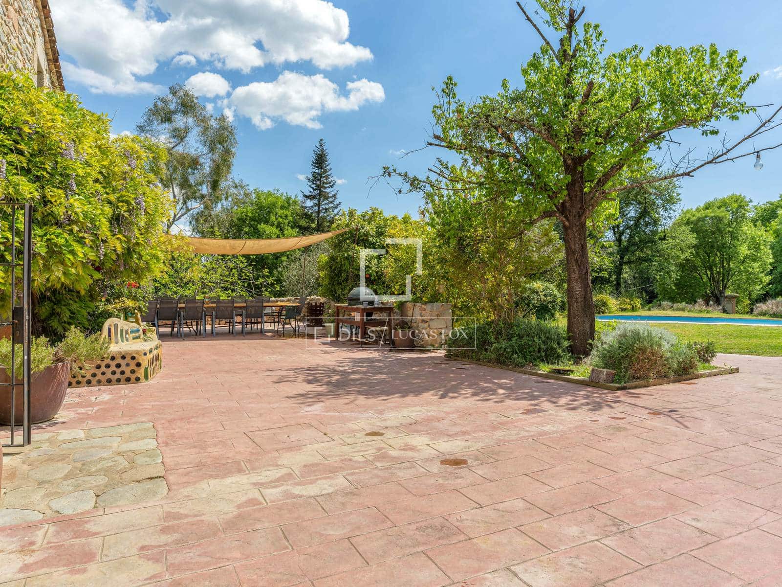 4 soveværelse Finca/Landehus til salg i Bescano med swimmingpool garage - € 795.000 (Ref: 9821568)