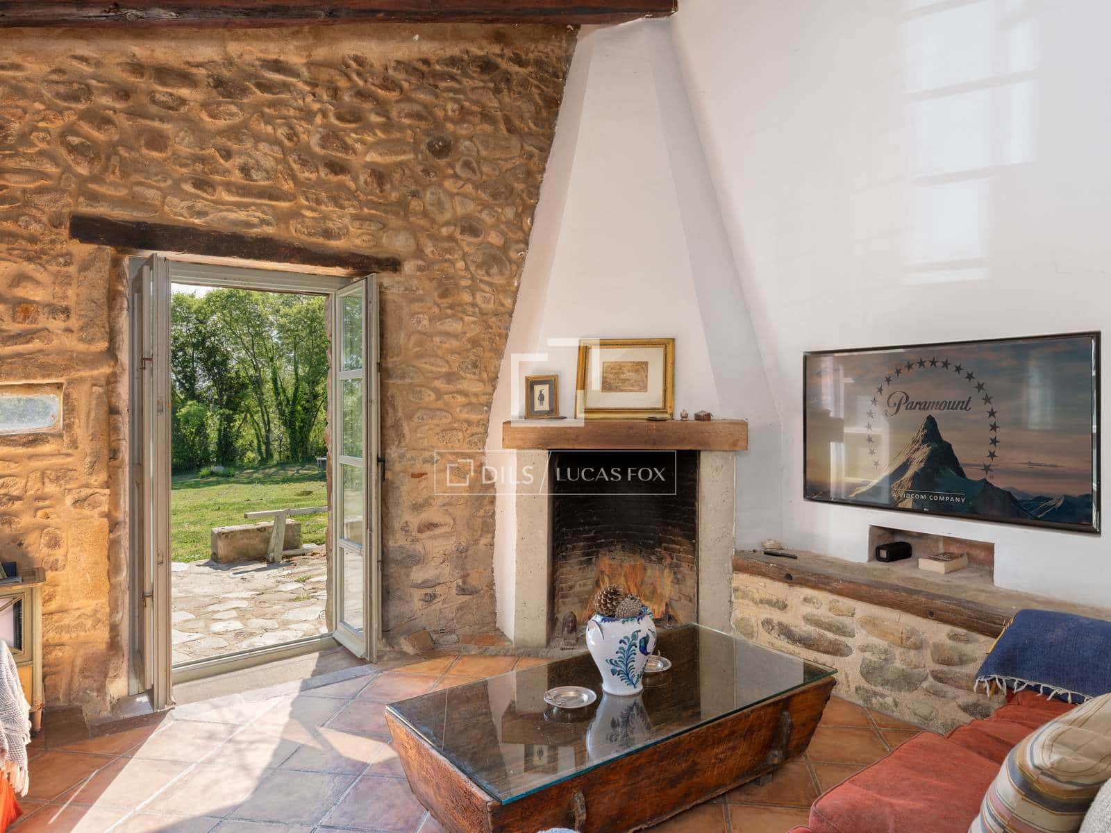 4 soveværelse Finca/Landehus til salg i Bescano med swimmingpool garage - € 795.000 (Ref: 9821568)