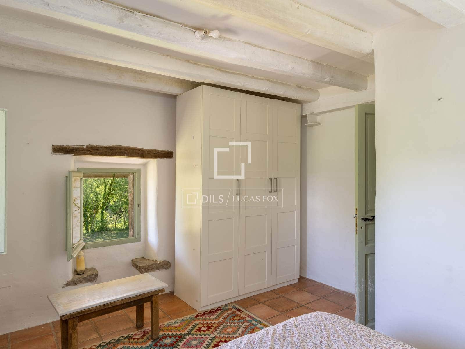 4 soveværelse Finca/Landehus til salg i Bescano med swimmingpool garage - € 795.000 (Ref: 9821568)