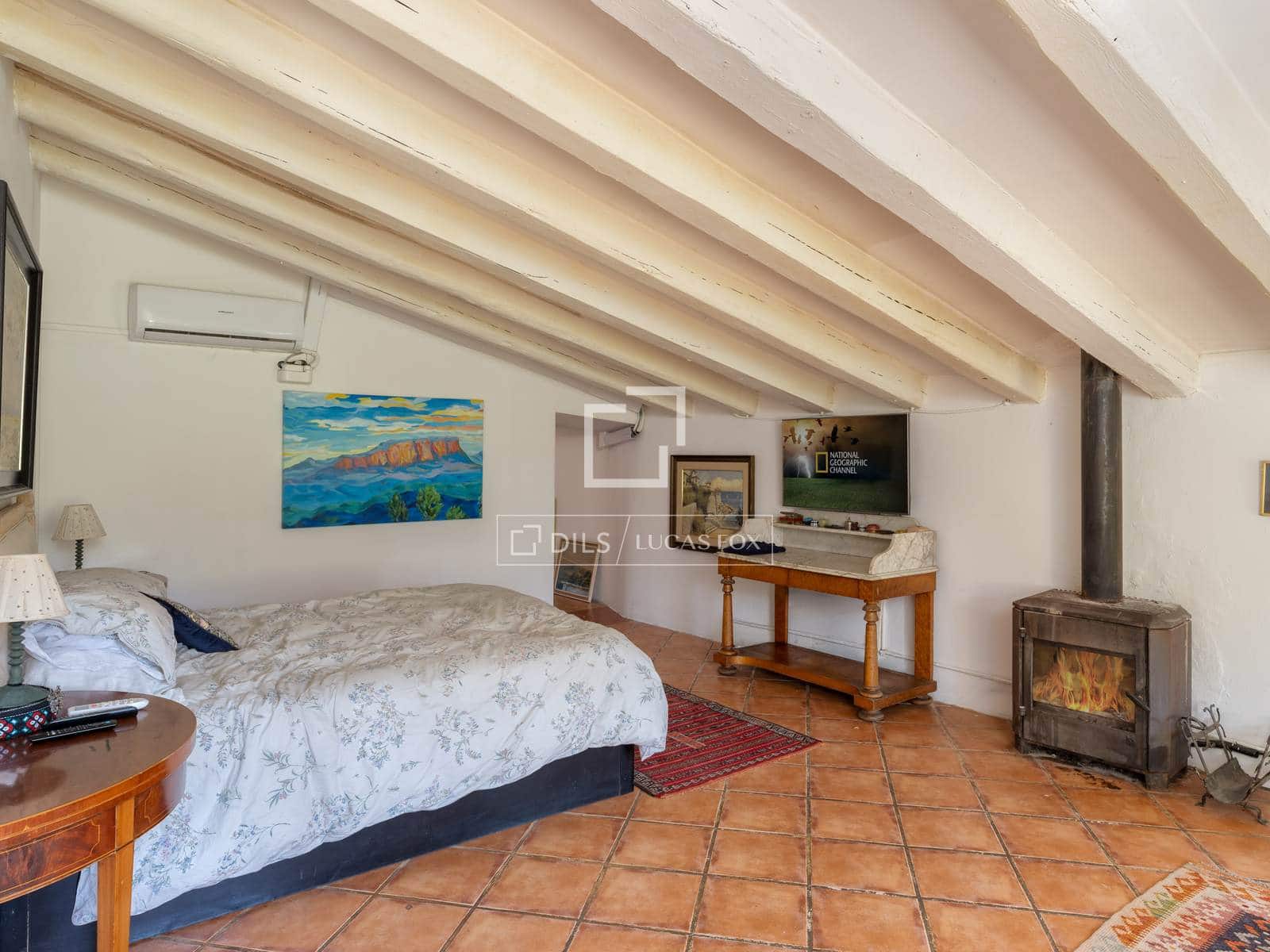 4 soveværelse Finca/Landehus til salg i Bescano med swimmingpool garage - € 795.000 (Ref: 9821568)
