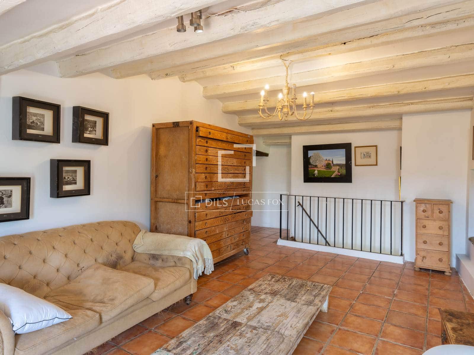 4 soveværelse Finca/Landehus til salg i Bescano med swimmingpool garage - € 795.000 (Ref: 9821568)