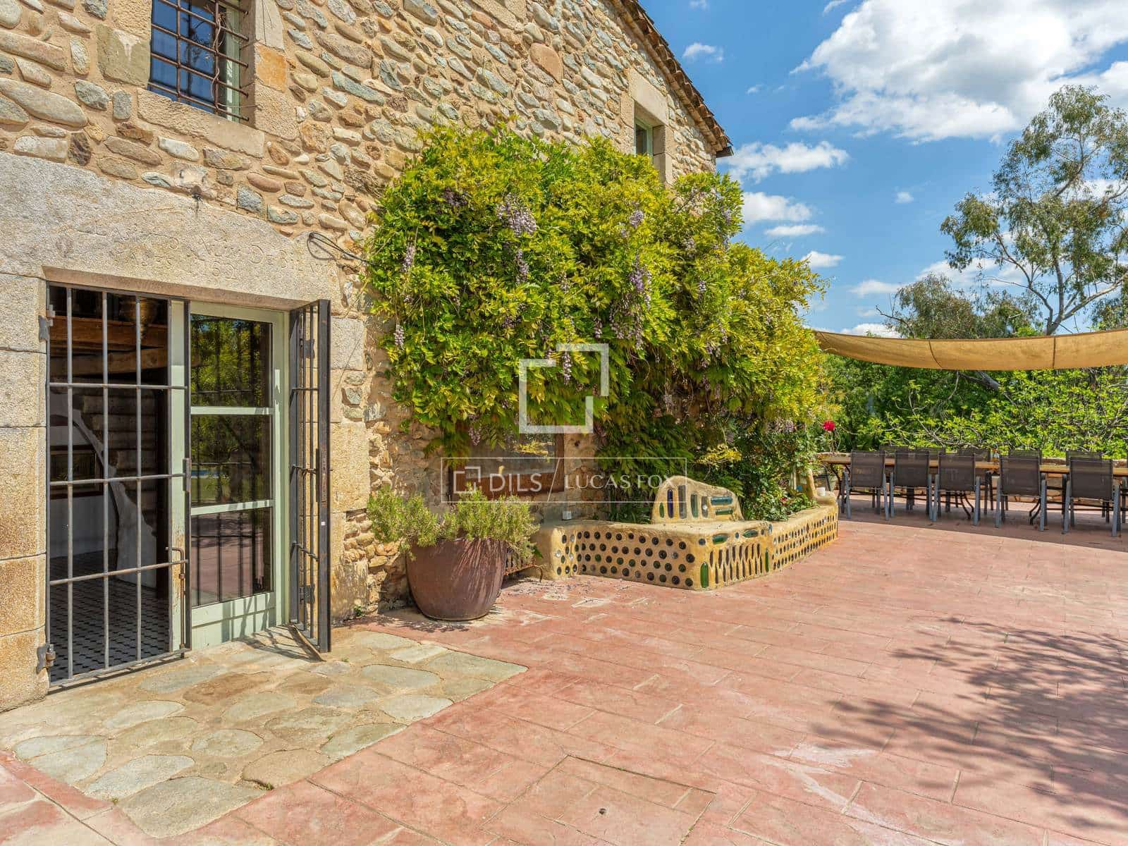 4 soveværelse Finca/Landehus til salg i Bescano med swimmingpool garage - € 795.000 (Ref: 9821568)