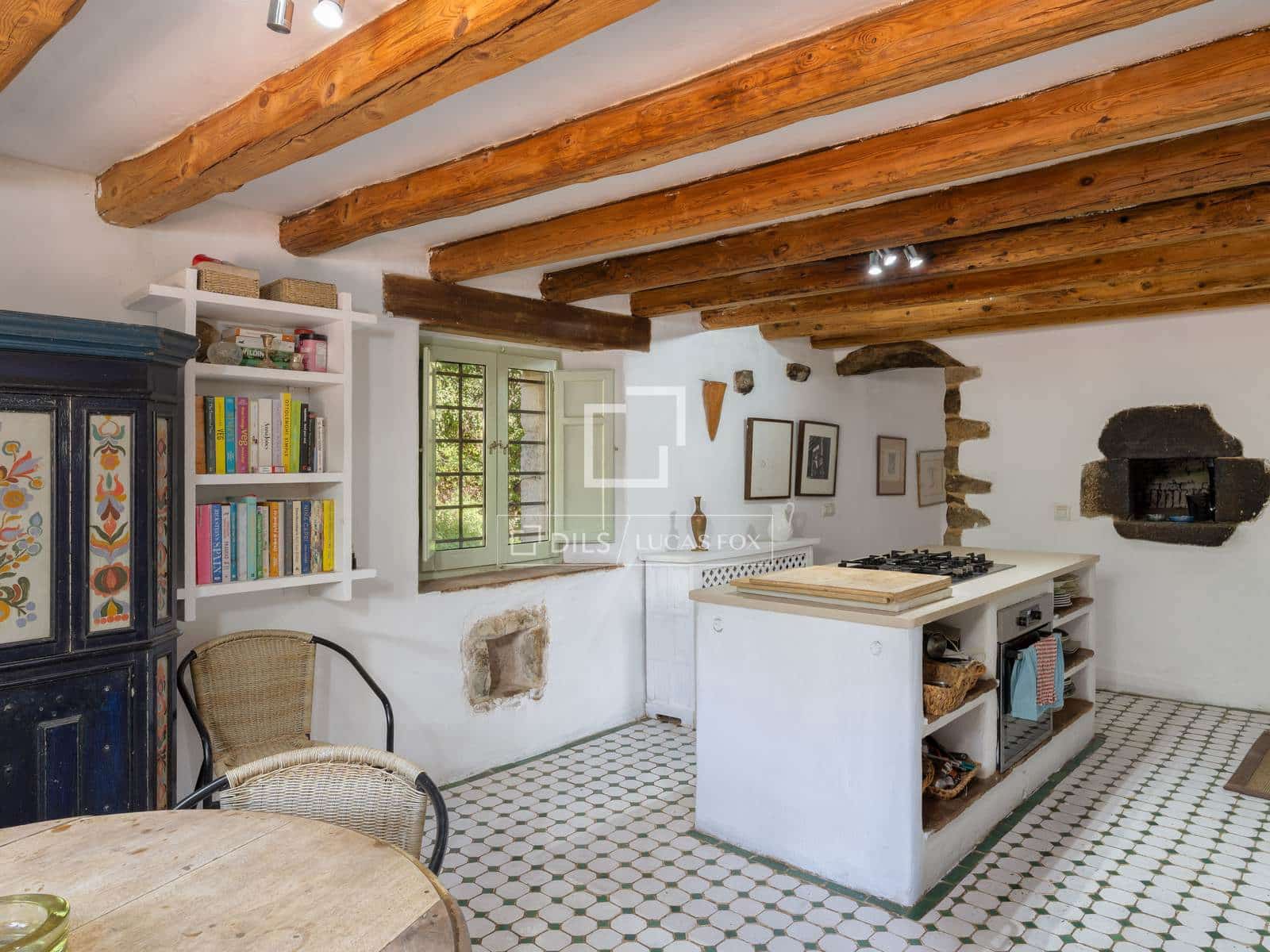 4 soveværelse Finca/Landehus til salg i Bescano med swimmingpool garage - € 795.000 (Ref: 9821568)