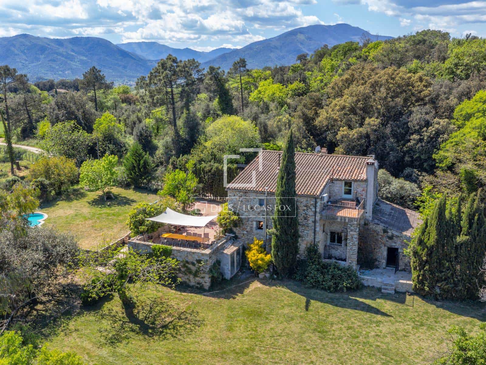 4 soveværelse Finca/Landehus til salg i Bescano med swimmingpool garage - € 795.000 (Ref: 9821568)