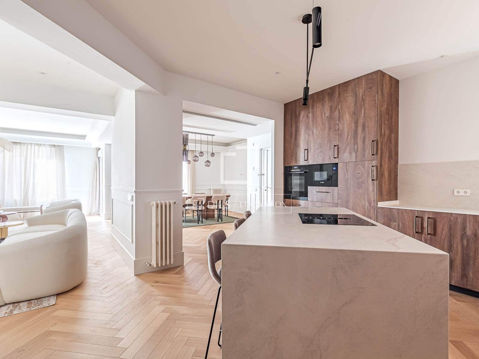 4 makuuhuone Huoneisto myytävänä paikassa Madrid kaupunki - 3 850 000 € (Ref: 9821658)