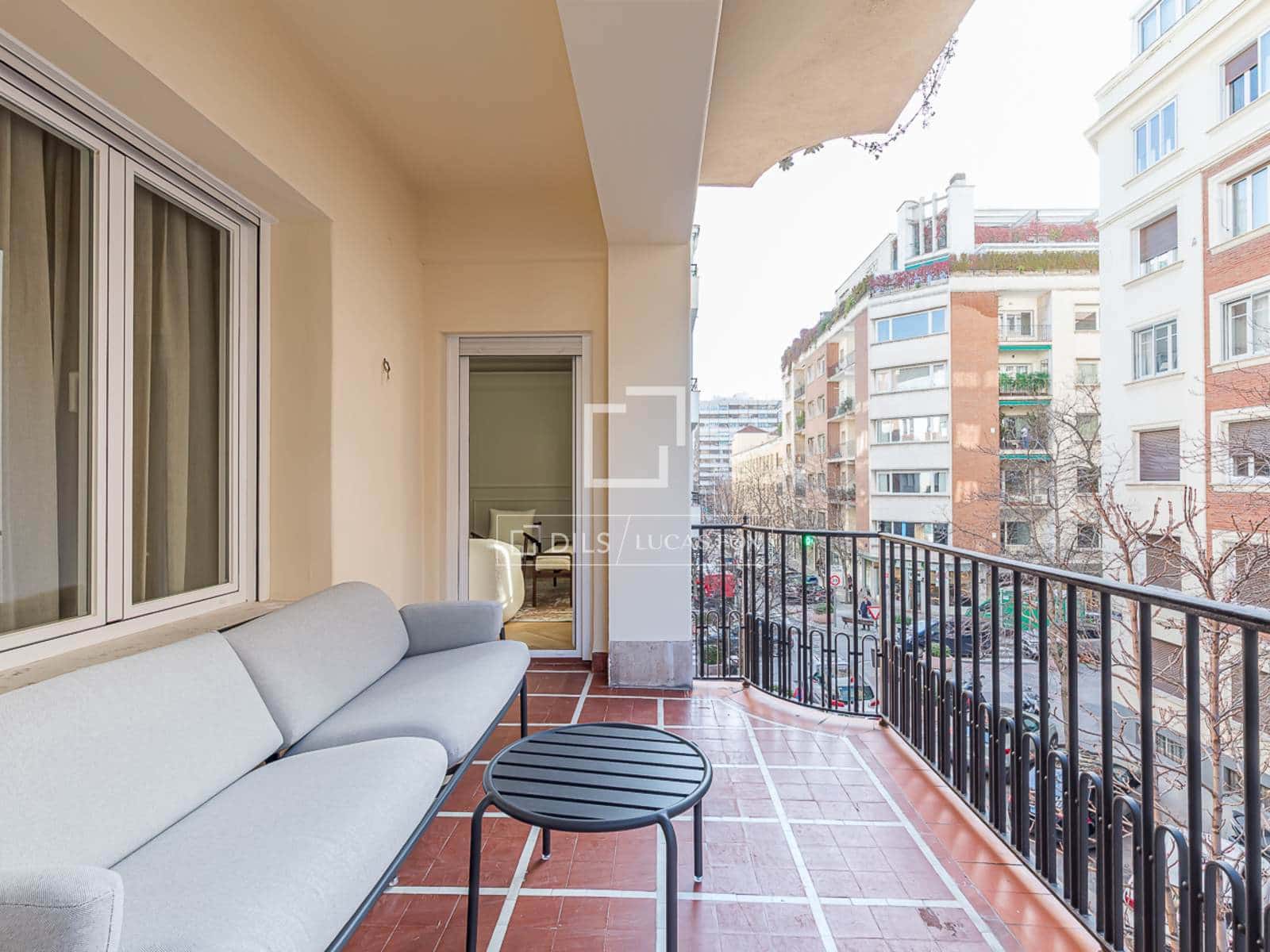 4 makuuhuone Huoneisto myytävänä paikassa Madrid kaupunki - 3 850 000 € (Ref: 9821658)