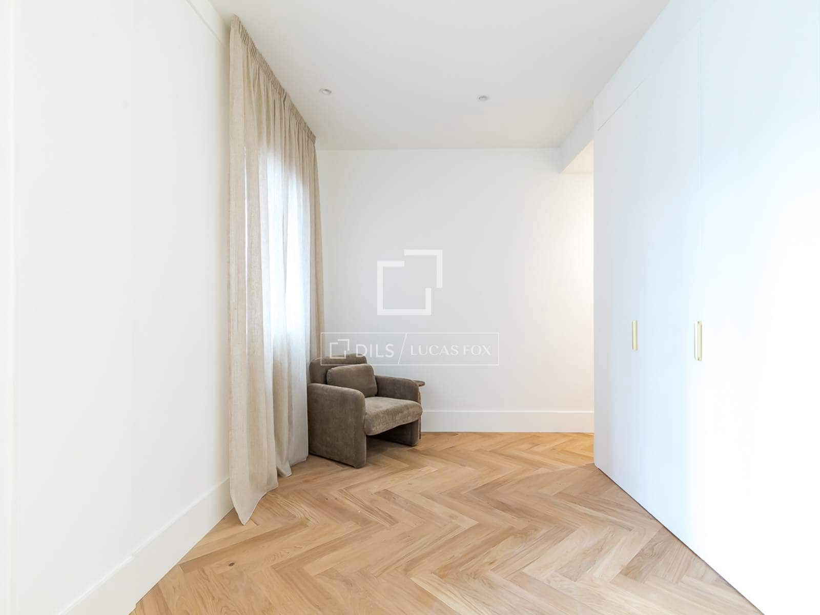 4 makuuhuone Huoneisto myytävänä paikassa Madrid kaupunki - 3 850 000 € (Ref: 9821658)