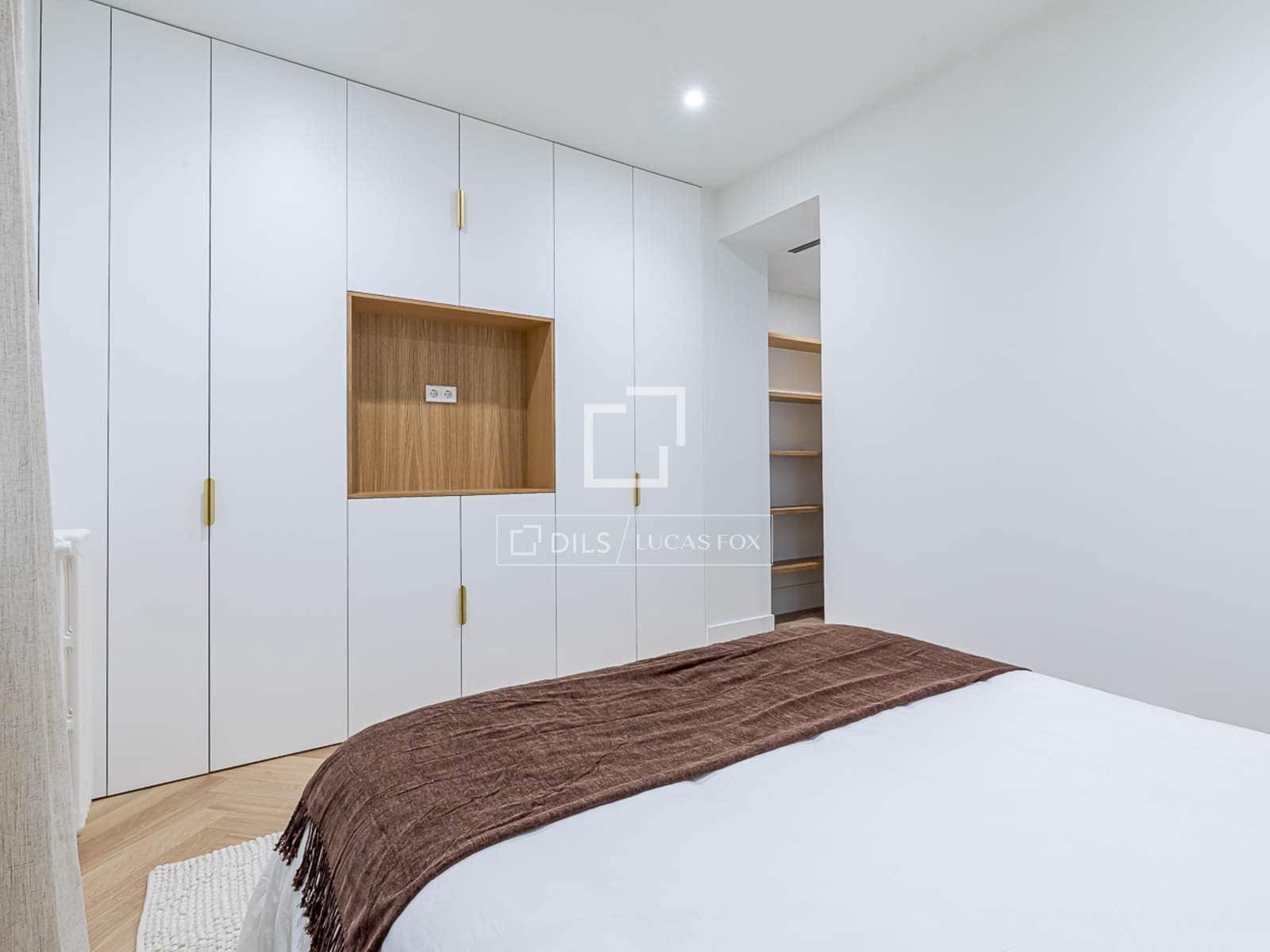4 makuuhuone Huoneisto myytävänä paikassa Madrid kaupunki - 3 850 000 € (Ref: 9821658)