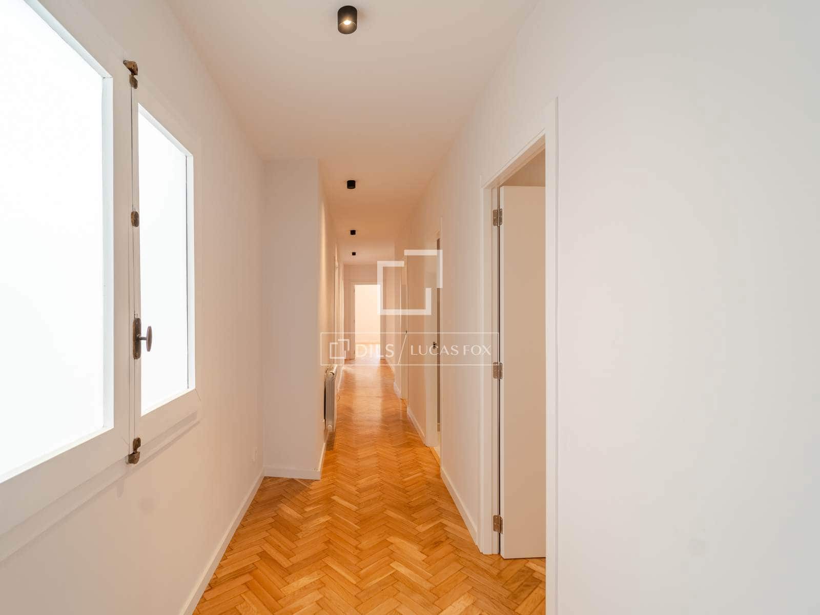 6 soveværelse Lejlighed til leje i Valencia by med swimmingpool garage - € 2.400 (Ref: 9823125)