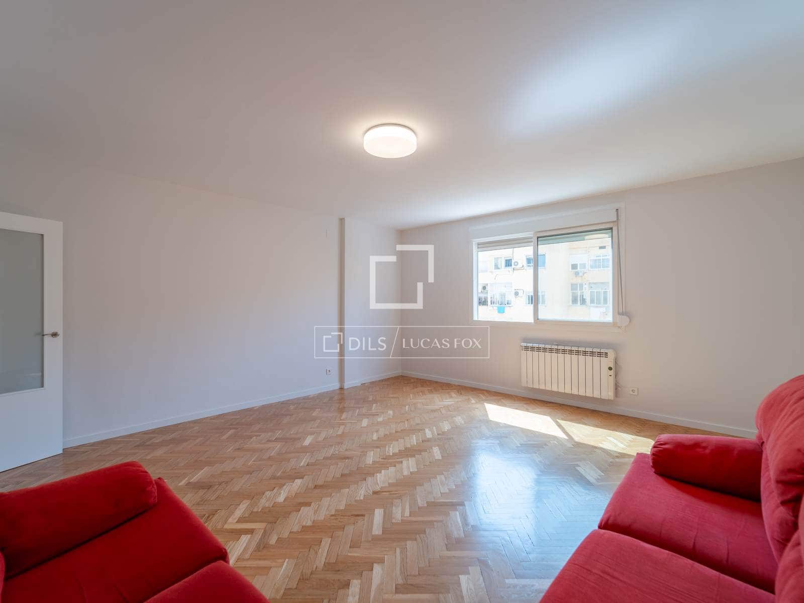 6 soveværelse Lejlighed til leje i Valencia by med swimmingpool garage - € 2.400 (Ref: 9823125)