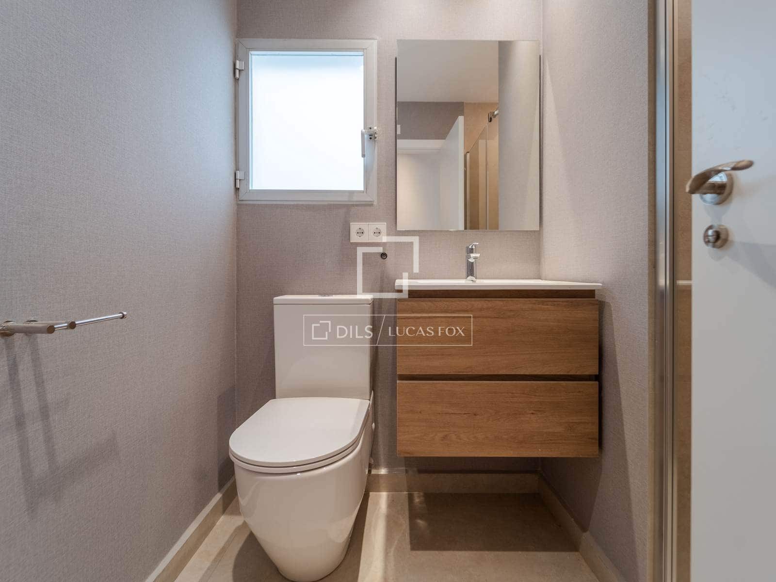 6 soveværelse Lejlighed til leje i Valencia by med swimmingpool garage - € 2.400 (Ref: 9823125)