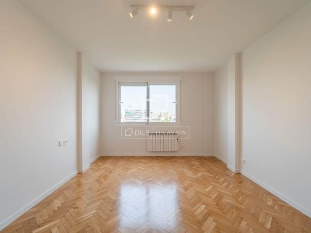 6 sovrum Lägenhet att hyra i Valencia stad med pool garage - 2 400 € (Ref: 9823125)