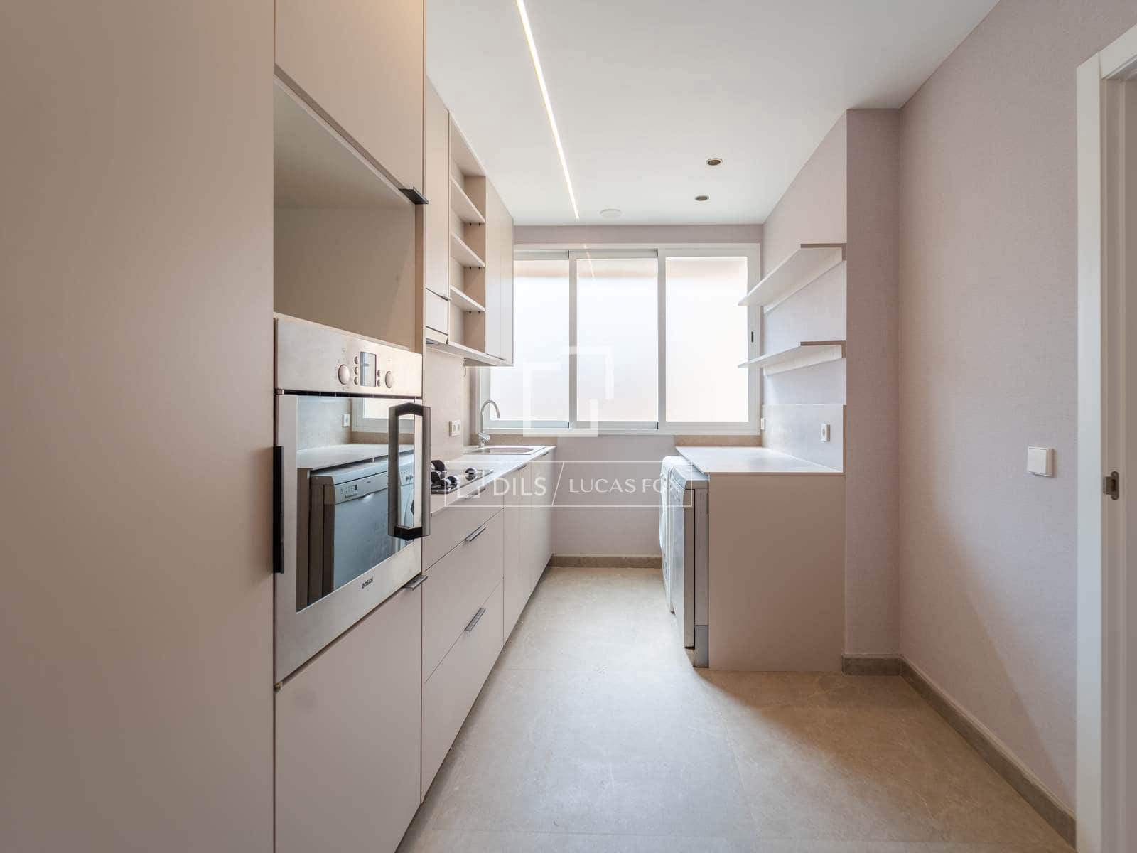 6 soveværelse Lejlighed til leje i Valencia by med swimmingpool garage - € 2.400 (Ref: 9823125)