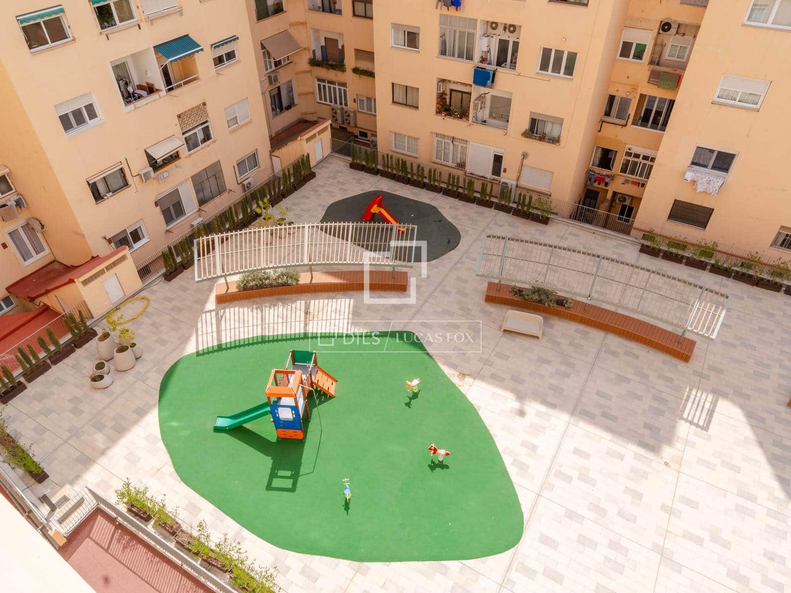 6 soveværelse Lejlighed til leje i Valencia by med swimmingpool garage - € 2.400 (Ref: 9823125)