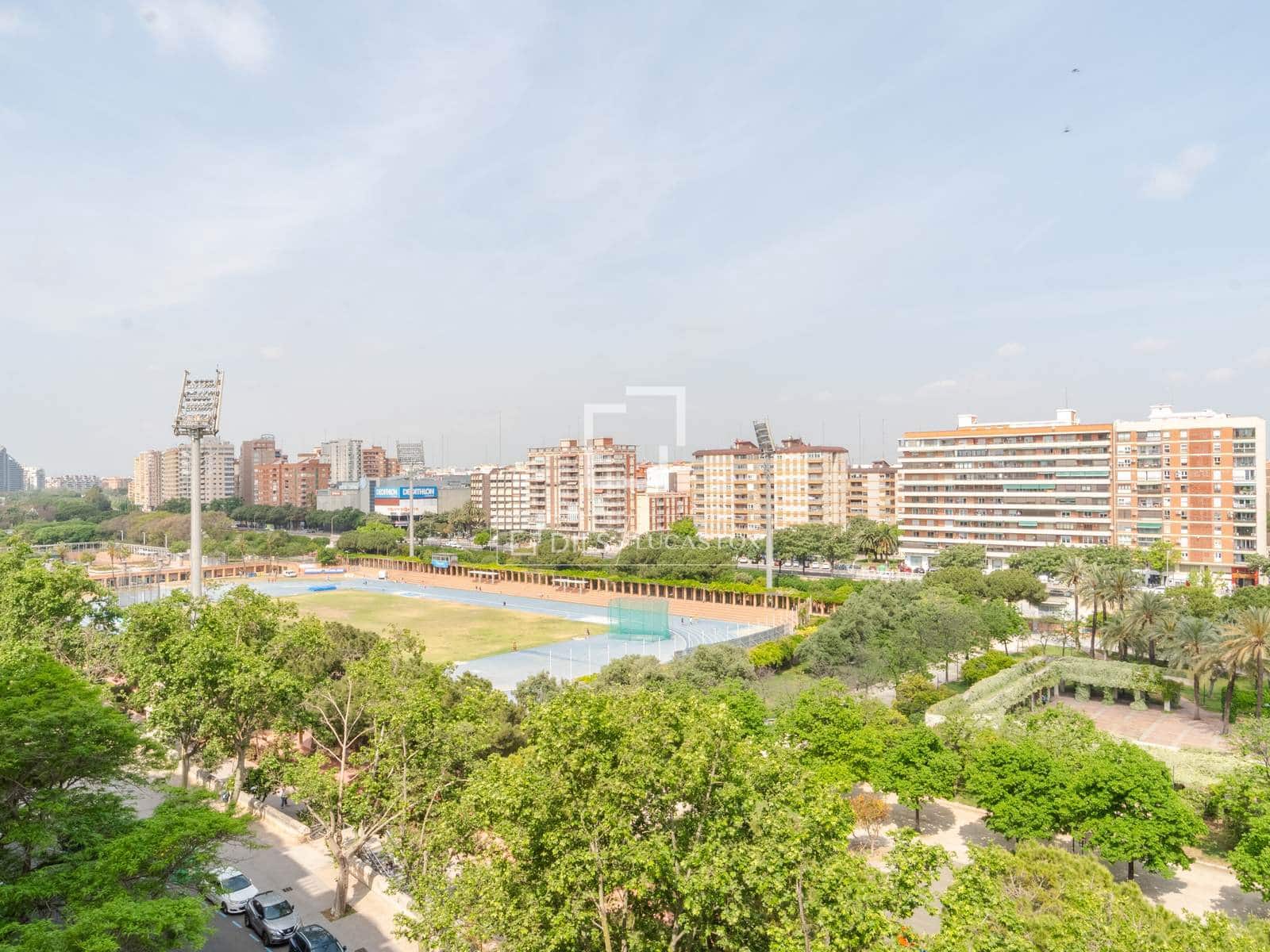 6 soveværelse Lejlighed til leje i Valencia by med swimmingpool garage - € 2.400 (Ref: 9823125)