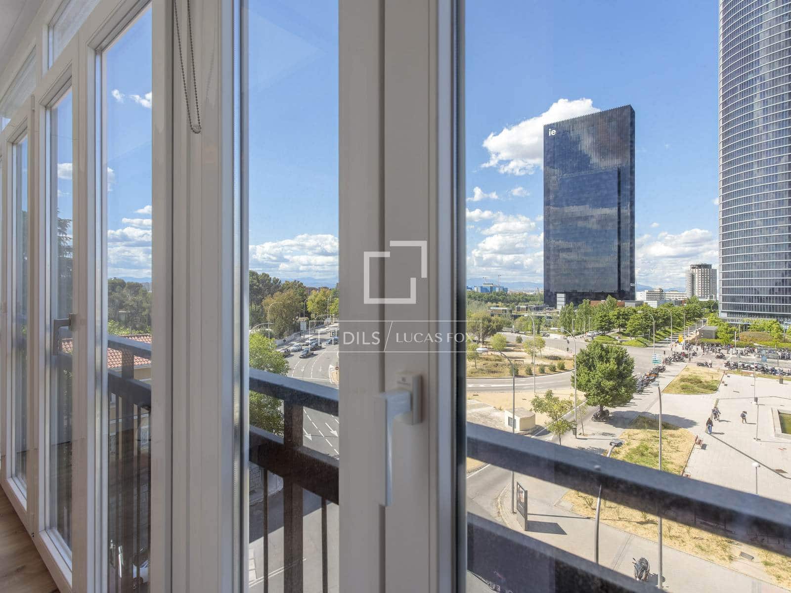 3 Zimmer Apartment zu vermieten in Madrid Stadt mit Garage - 2.750 € (Ref: 9823572)