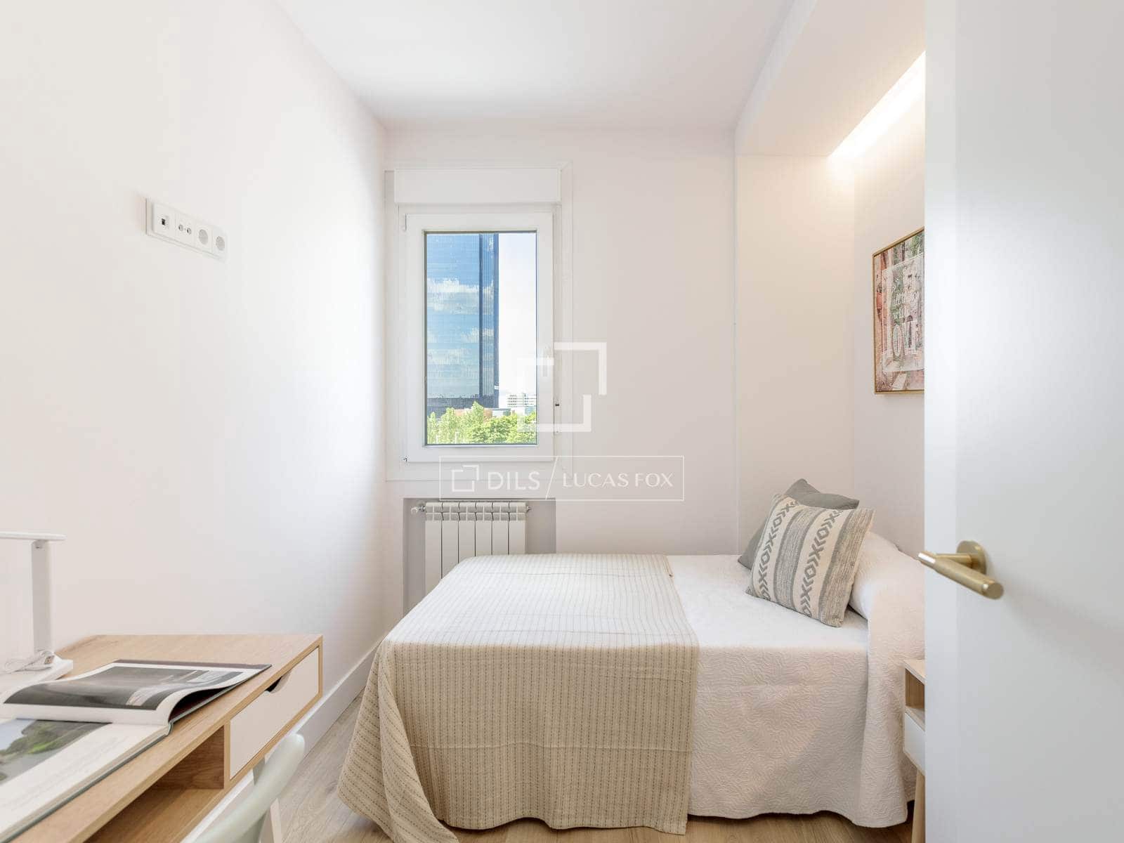 3 Zimmer Apartment zu vermieten in Madrid Stadt mit Garage - 2.750 € (Ref: 9823572)