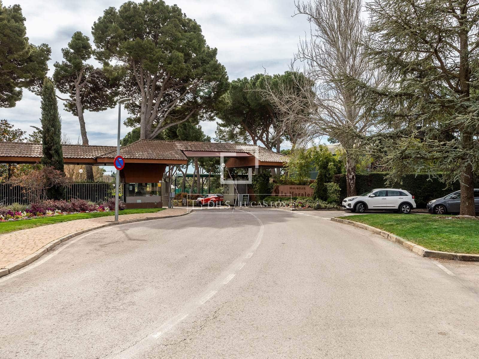6 makuuhuone Huvila myytävänä paikassa Alcobendas mukana uima-altaan 
autotalli - 8 900 000 € (Ref: 9823573)