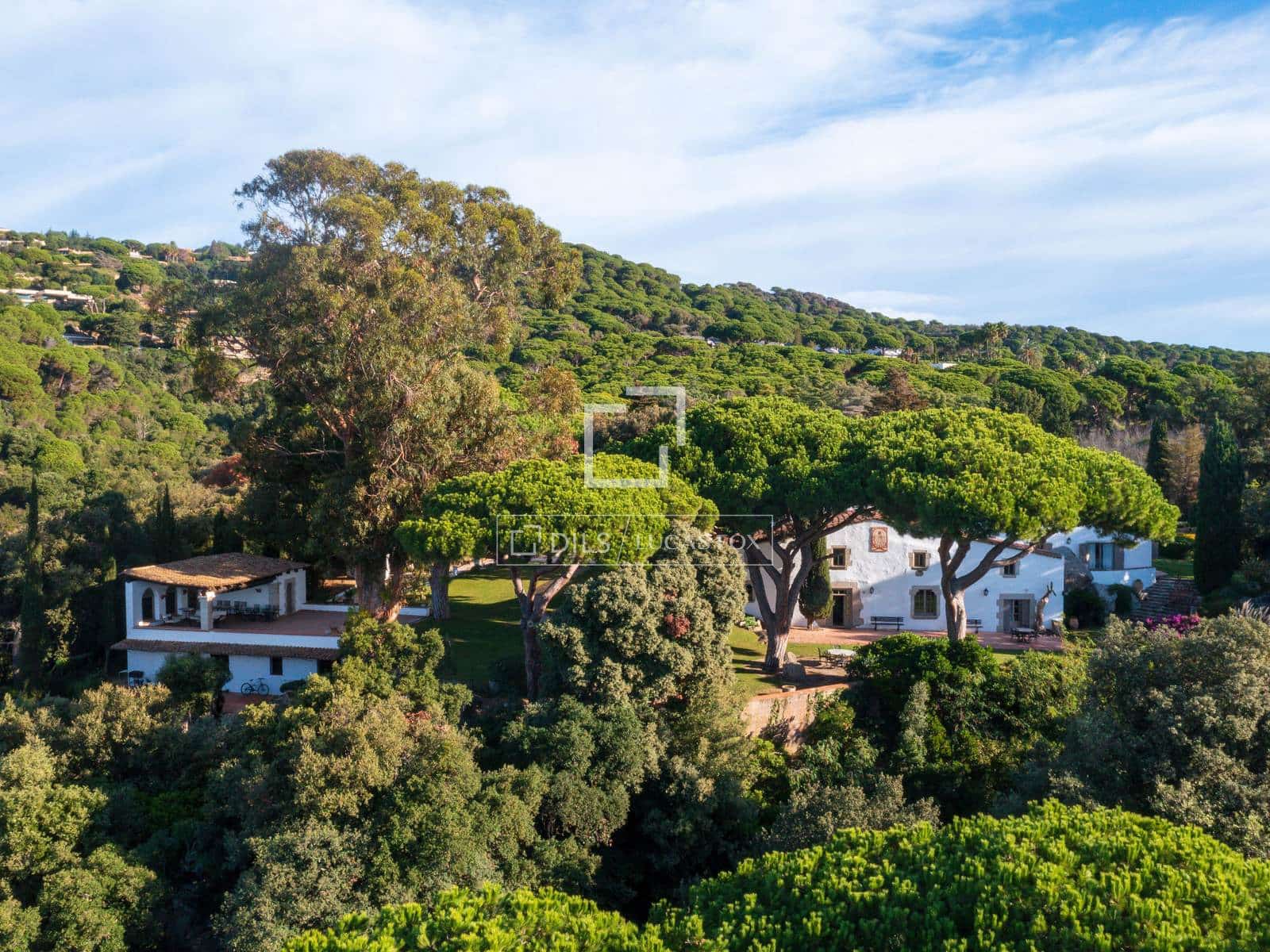 14 Zimmer Villa zu verkaufen in Sant Andreu de Llavaneres mit Pool Garage - 10.000.000 € (Ref: 9823575)