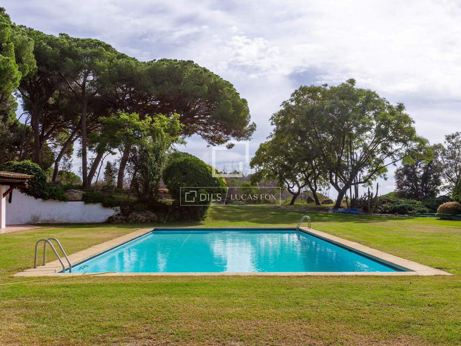 14 Zimmer Villa zu verkaufen in Sant Andreu de Llavaneres mit Pool Garage - 10.000.000 € (Ref: 9823575)