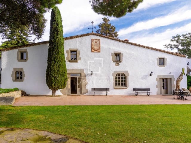 14 Zimmer Villa zu verkaufen in Sant Andreu de Llavaneres mit Pool Garage - 10.000.000 € (Ref: 9823575)