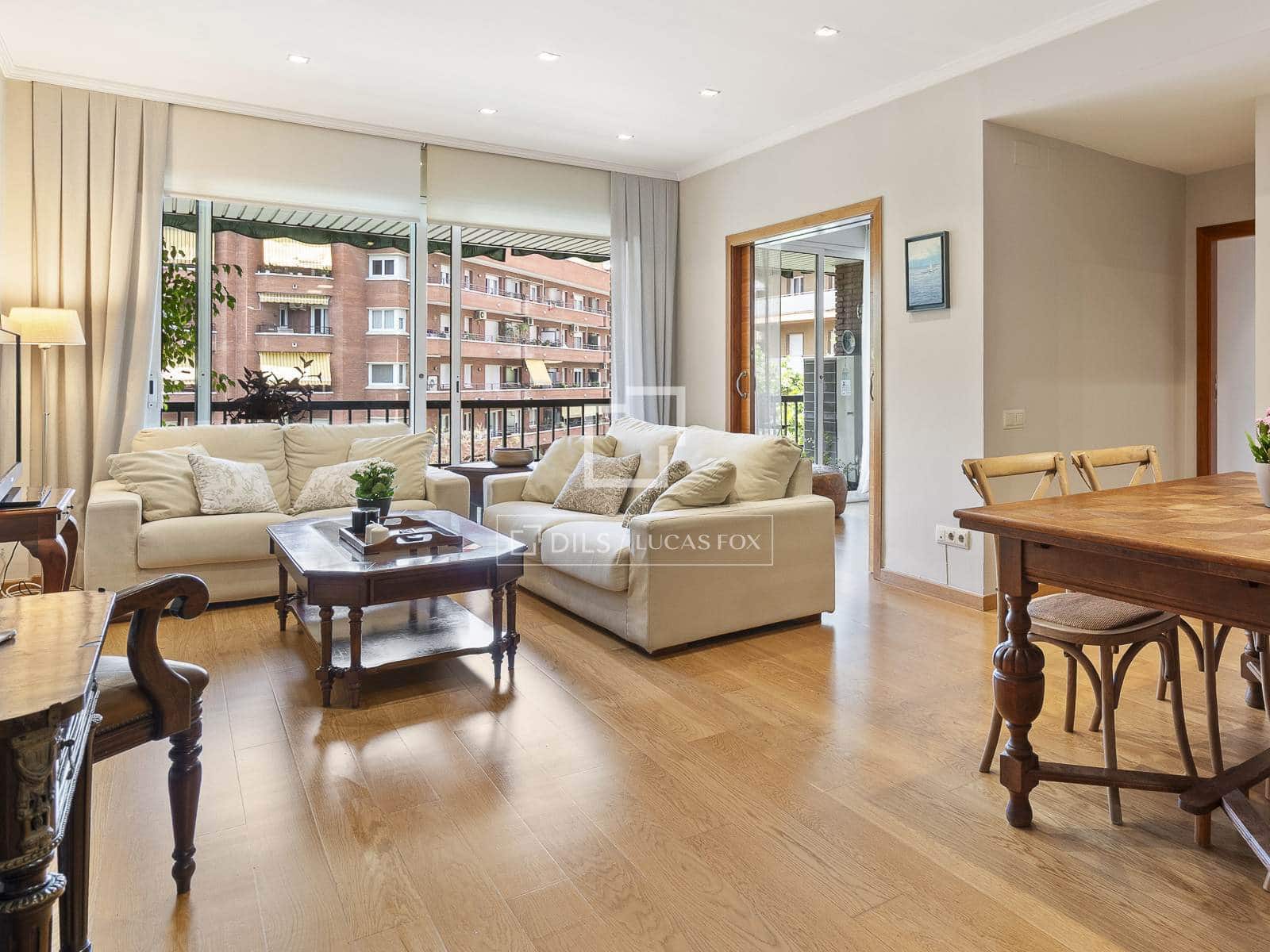 3 bedroom Apartment for sale in Barcelona city with garage - € 780,000 (Ref: 9823577)