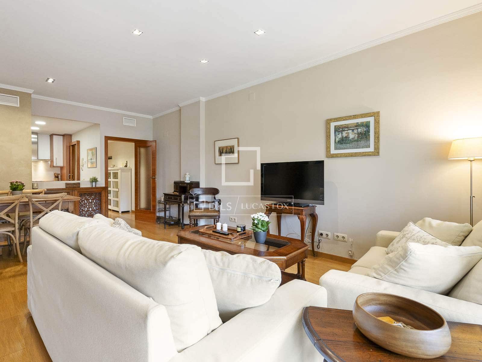 3 bedroom Apartment for sale in Barcelona city with garage - € 780,000 (Ref: 9823577)