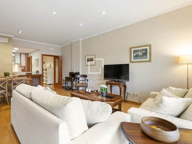 3 bedroom Apartment for sale in Barcelona city with garage - € 780,000 (Ref: 9823577)