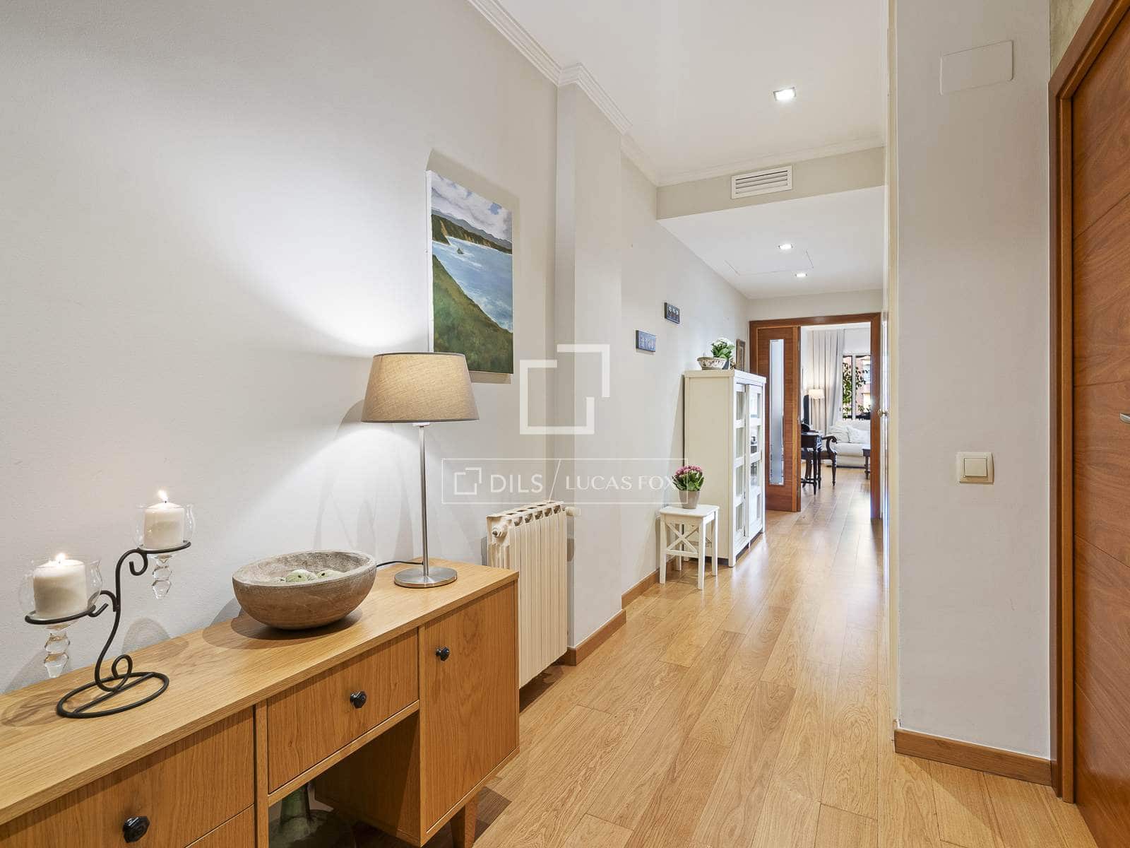 3 bedroom Apartment for sale in Barcelona city with garage - € 780,000 (Ref: 9823577)