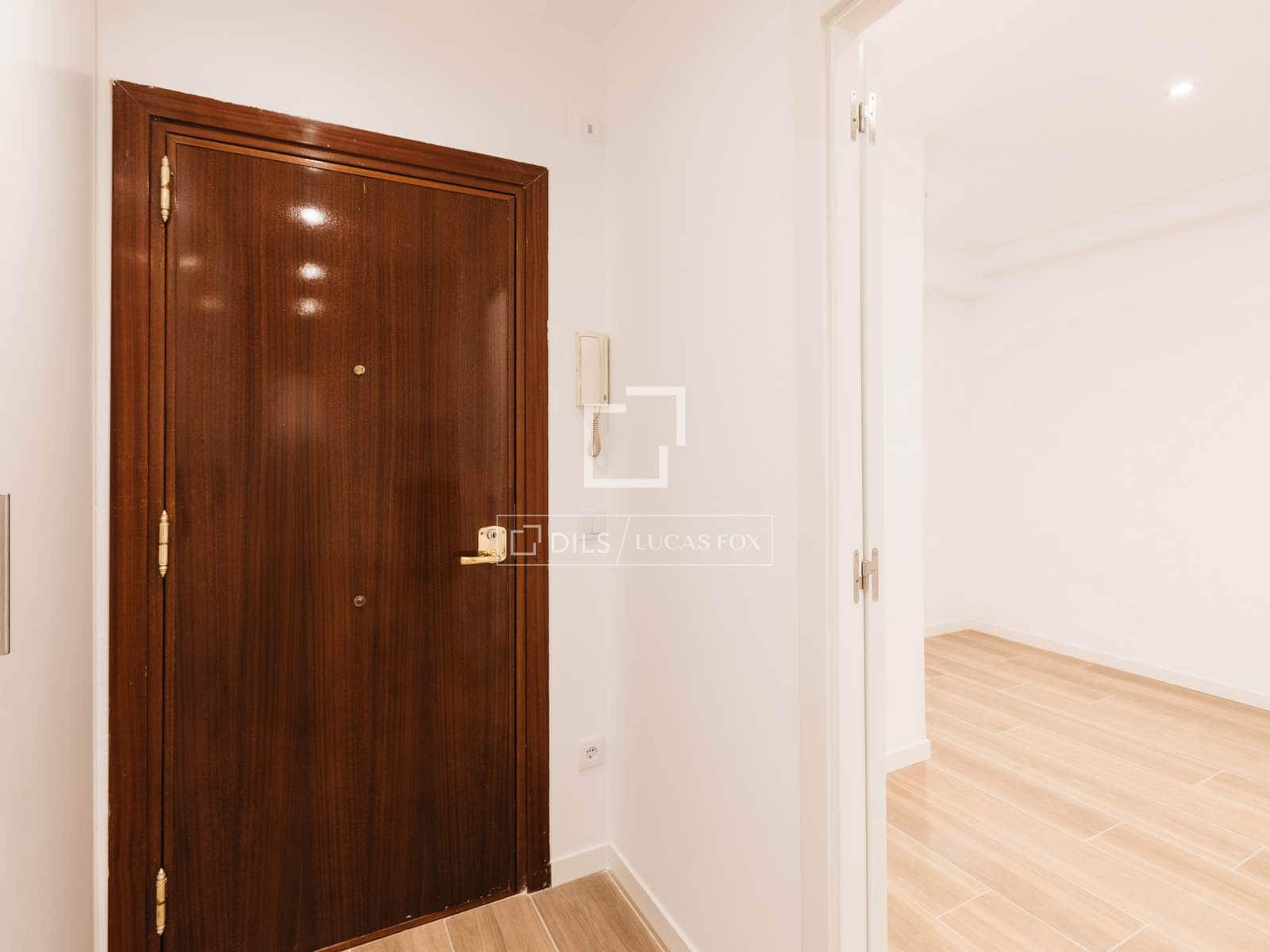 2 makuuhuone Huoneisto vuokrattavana paikassa Madrid kaupunki mukana uima-altaan - 1 700 € (Ref: 9823846)