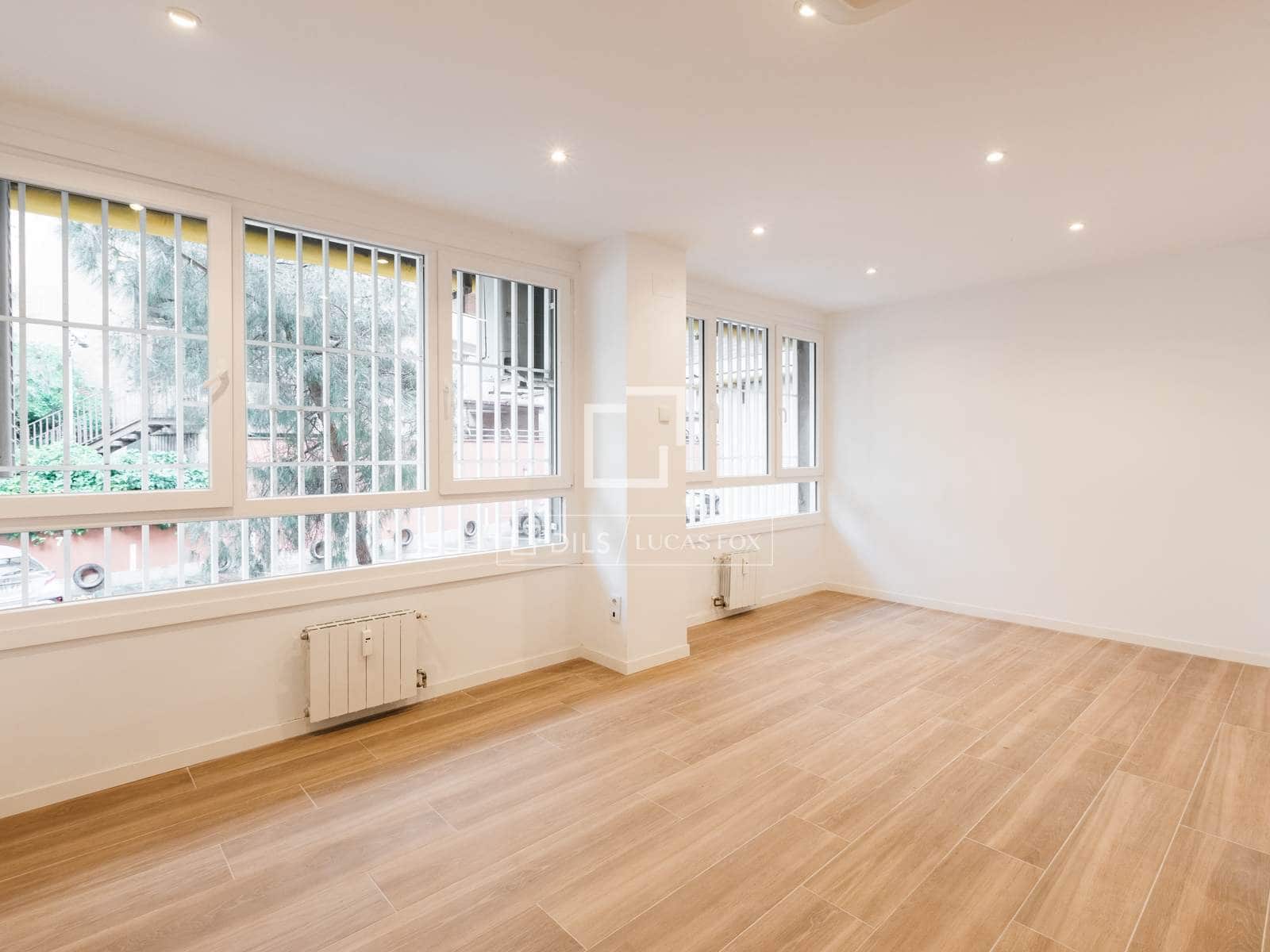 2 makuuhuone Huoneisto vuokrattavana paikassa Madrid kaupunki mukana uima-altaan - 1 700 € (Ref: 9823846)