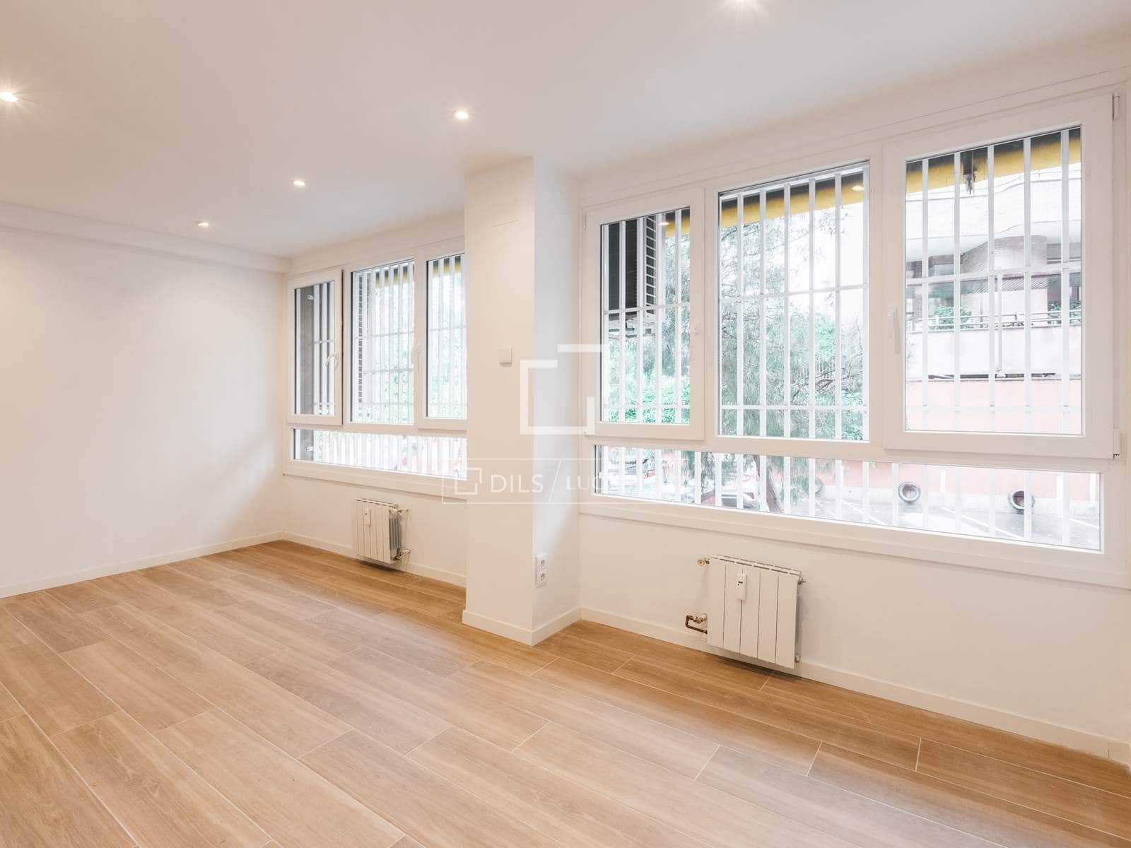 2 makuuhuone Huoneisto vuokrattavana paikassa Madrid kaupunki mukana uima-altaan - 1 700 € (Ref: 9823846)