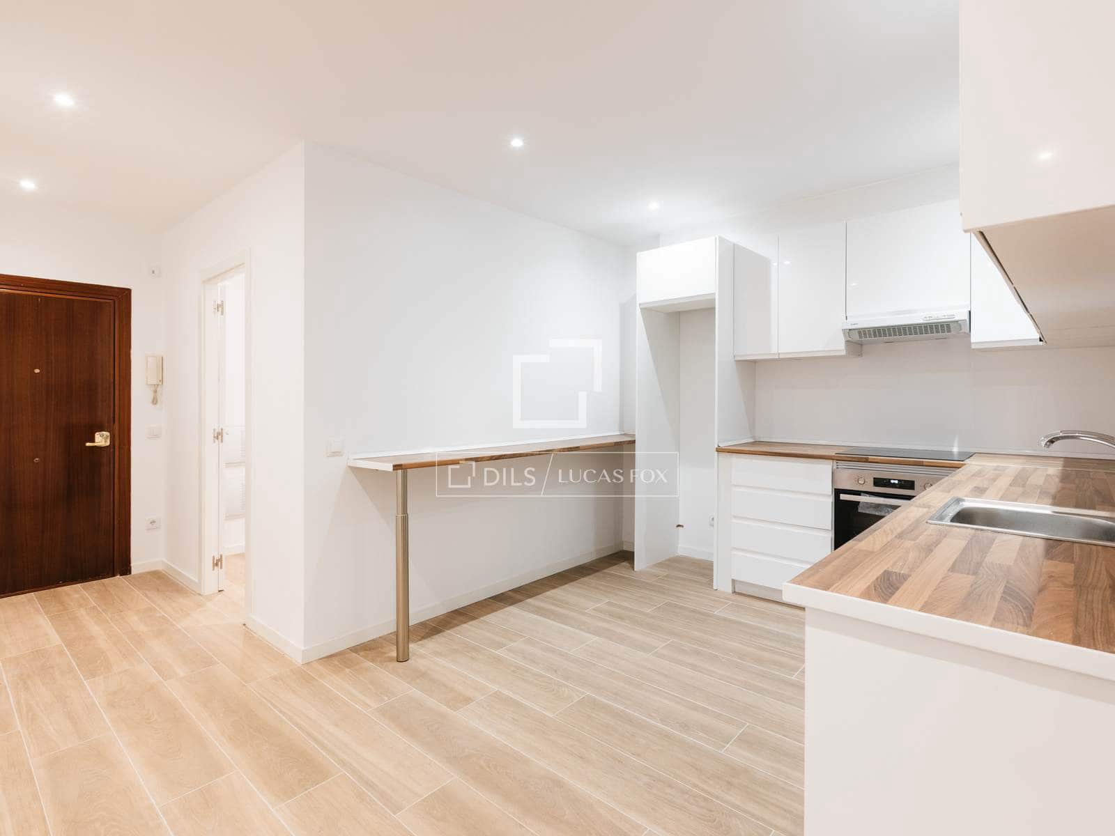 2 makuuhuone Huoneisto vuokrattavana paikassa Madrid kaupunki mukana uima-altaan - 1 700 € (Ref: 9823846)