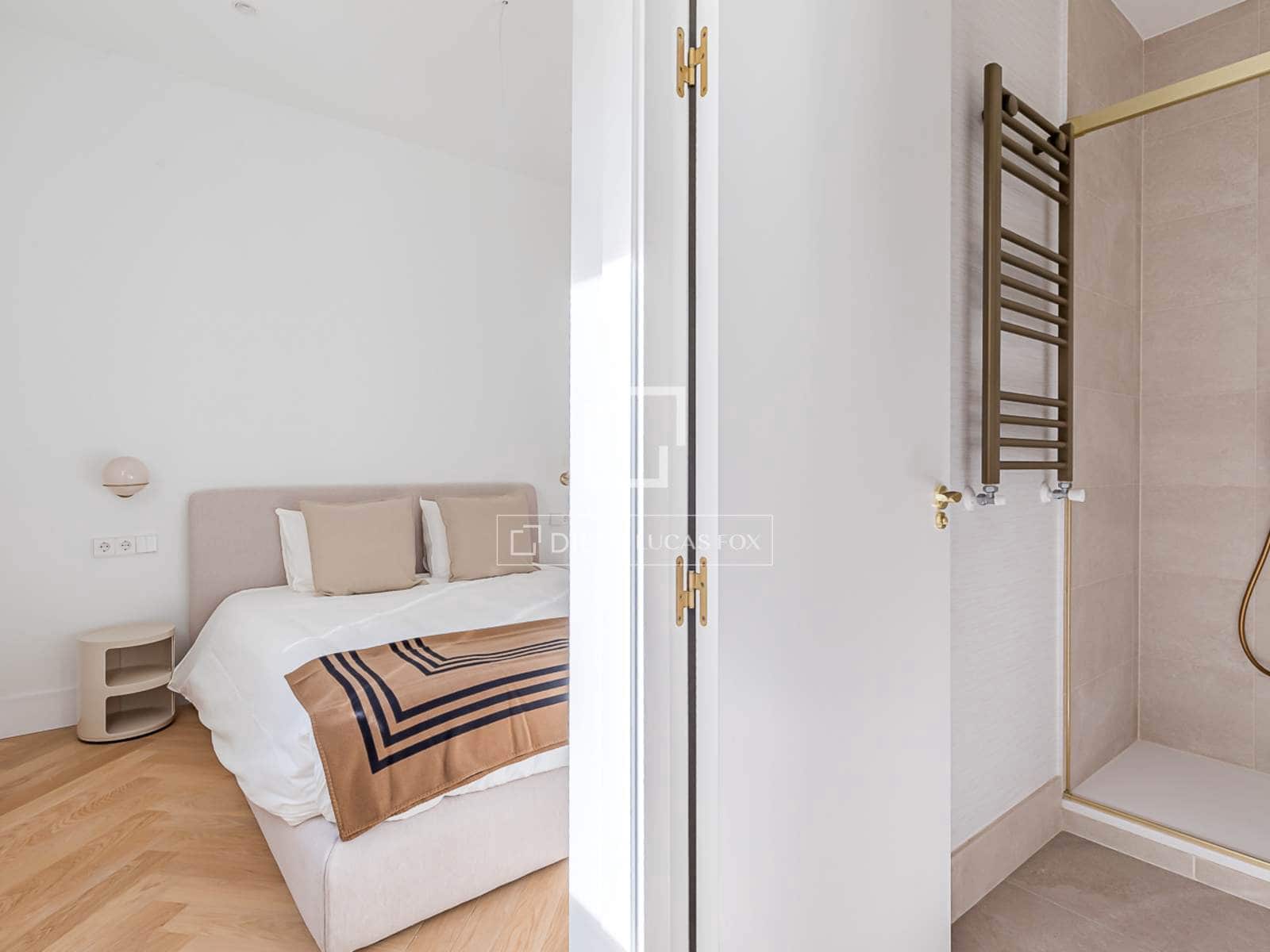 3 makuuhuone Huoneisto myytävänä paikassa Madrid kaupunki - 1 599 000 € (Ref: 9823847)