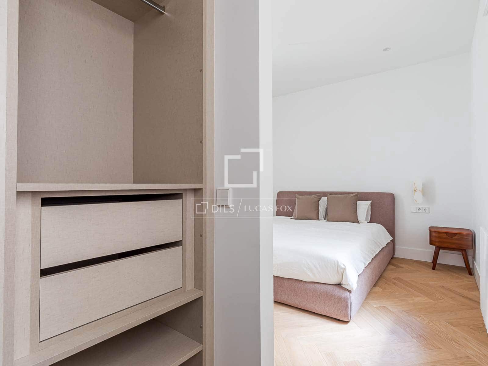 3 makuuhuone Huoneisto myytävänä paikassa Madrid kaupunki - 1 599 000 € (Ref: 9823847)
