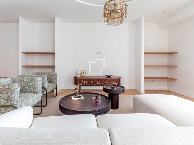 3 makuuhuone Huoneisto myytävänä paikassa Madrid kaupunki - 1 599 000 € (Ref: 9823847)