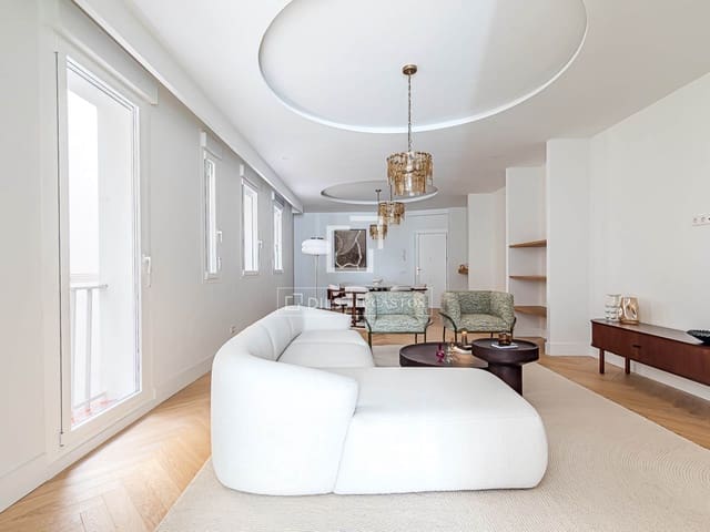 3 makuuhuone Huoneisto myytävänä paikassa Madrid kaupunki - 1 599 000 € (Ref: 9823847)