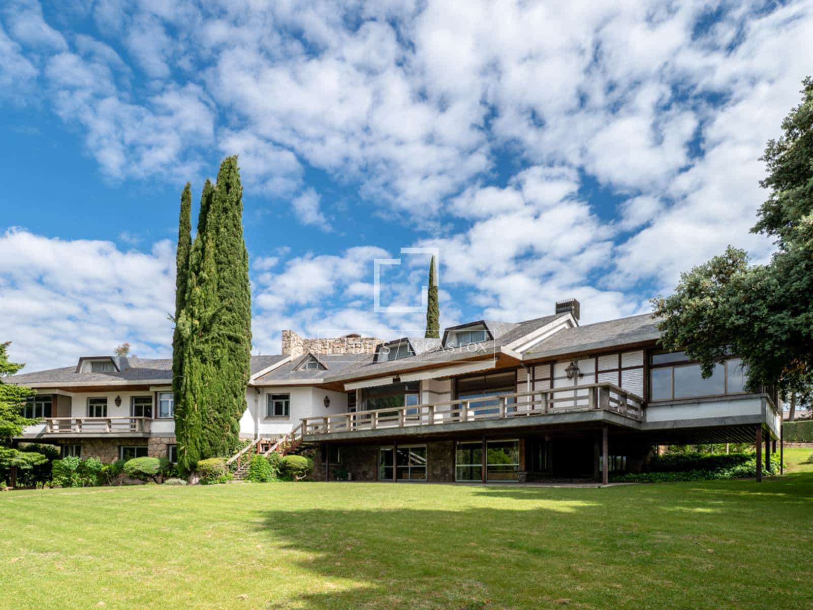 7 soverom Villa til salgs i Alcobendas med svømmebasseng garasje - € 10 000 000 (Ref: 9823850)