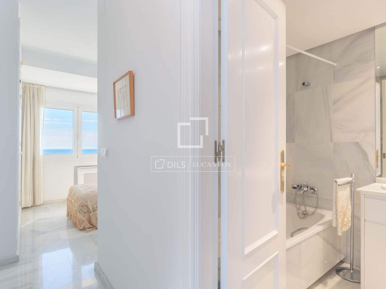 2 sovrum Lägenhet till salu i Malaga stad - 1 100 000 € (Ref: 9823853)