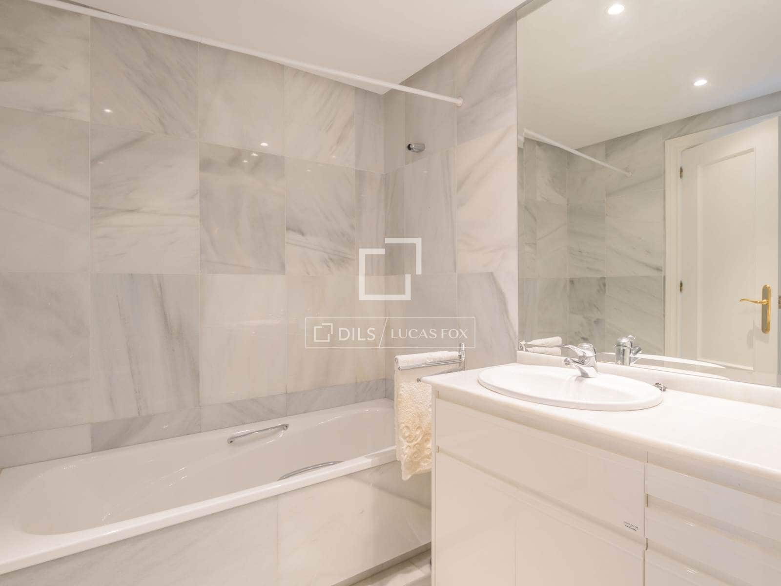 2 sovrum Lägenhet till salu i Malaga stad - 1 100 000 € (Ref: 9823853)