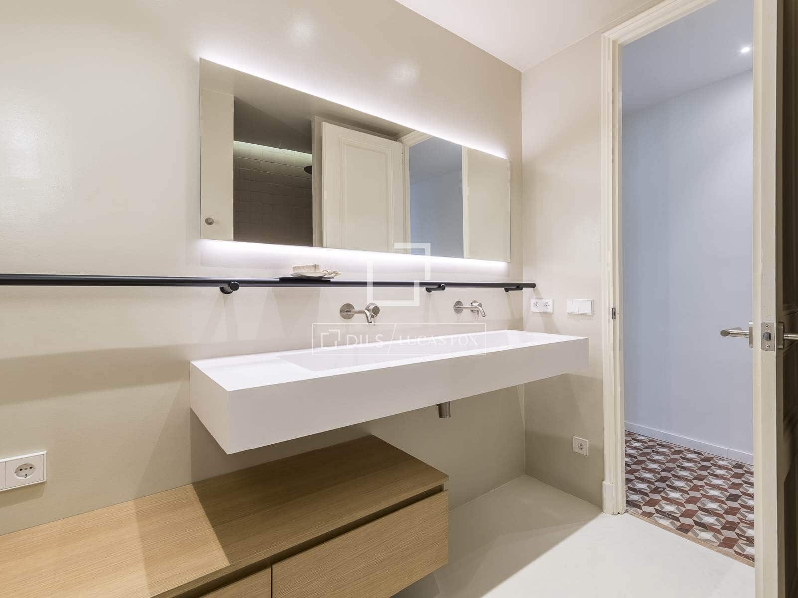 Apartamento de 3 habitaciones en Barcelona ciudad en venta - 995.000 € (Ref: 9824119)
