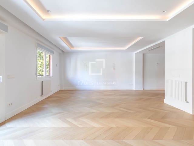 3 sypialnia Apartament na sprzedaż w Almagro, Miasto Madryt z garażem - 2 700 000 € (Ref: 9824120)