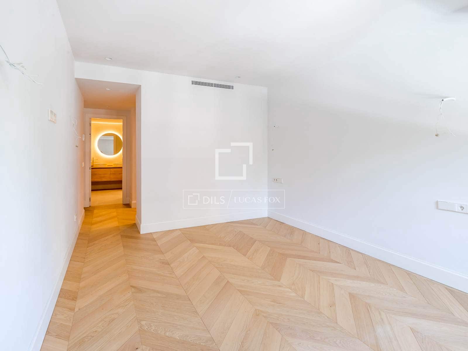 3 bedroom Apartment for sale in Madrid city with garage - € 2,600,000 (Ref: 9824120)