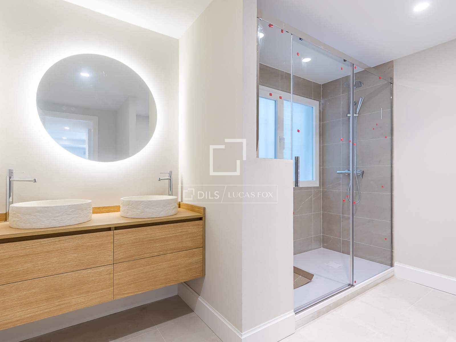 3 bedroom Apartment for sale in Madrid city with garage - € 2,600,000 (Ref: 9824120)