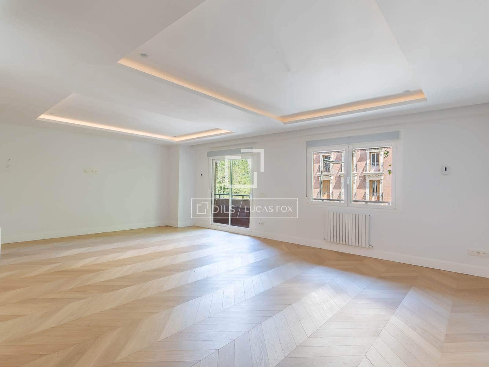 3 bedroom Apartment for sale in Madrid city with garage - € 2,600,000 (Ref: 9824120)
