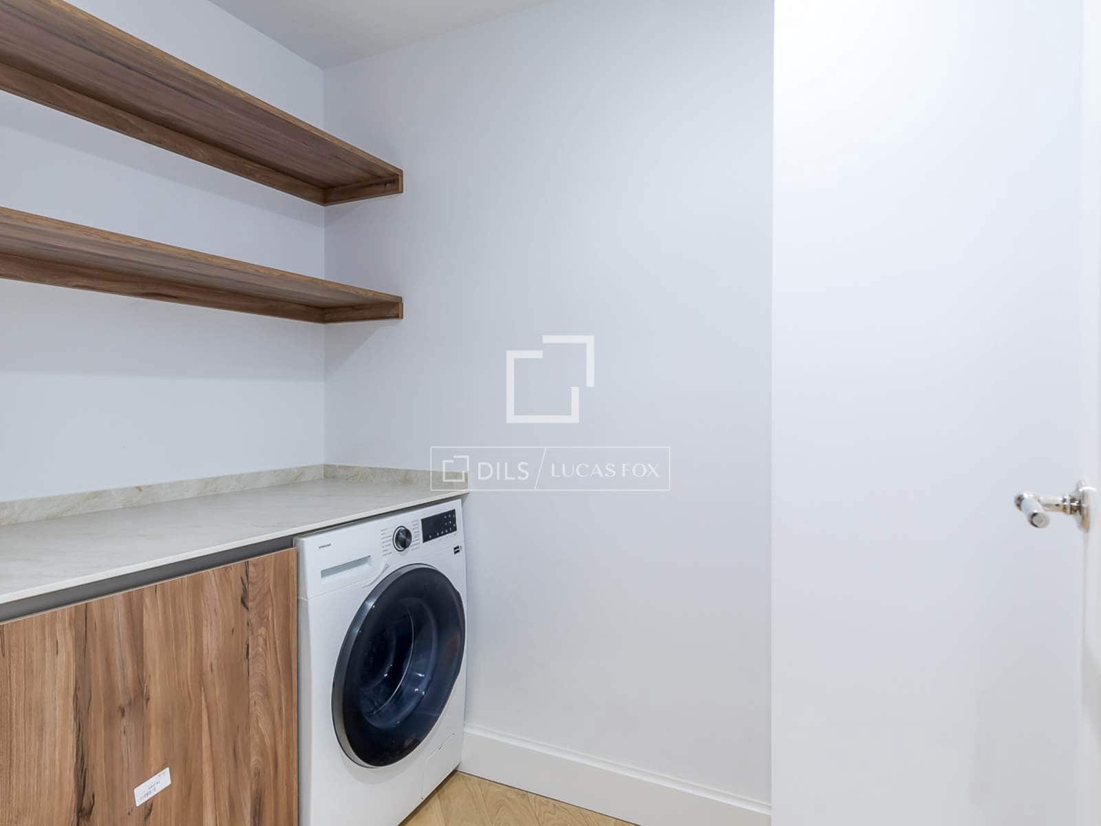 3 bedroom Apartment for sale in Madrid city with garage - € 2,600,000 (Ref: 9824120)