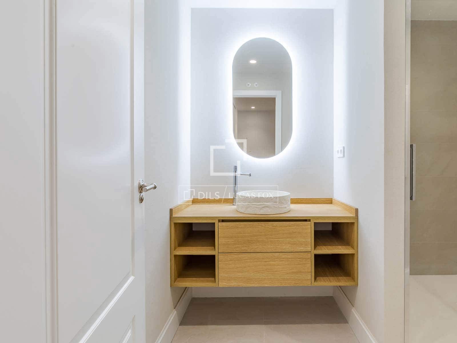 3 bedroom Apartment for sale in Madrid city with garage - € 2,600,000 (Ref: 9824120)